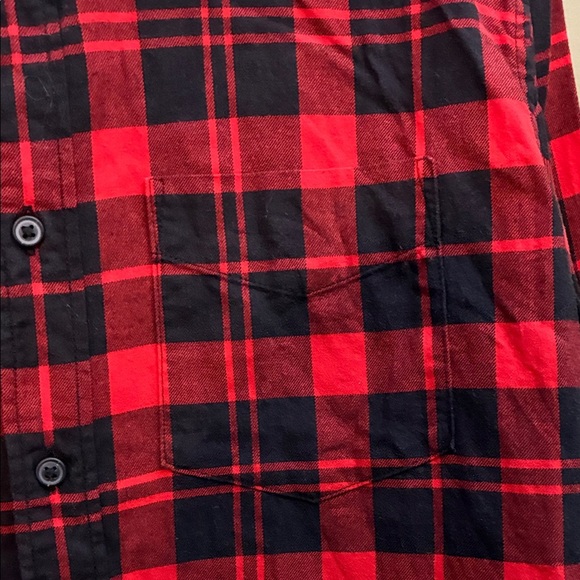 Banana Republic Men's Red and Black Checkered Shirt - Picture 4 of 11